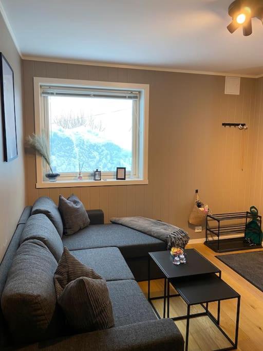 Aurora Apartment Very Close To Cable Car And Sherpatrappa Tromsø Exteriér fotografie
